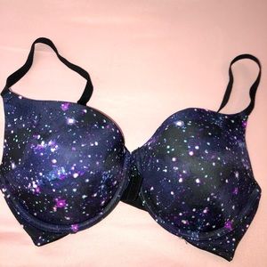 Victoria’s Secret PINK bra